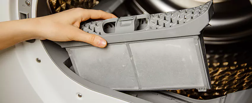 Signs Of A Clogged Dryer Lint Trap in Ridgecrest, California